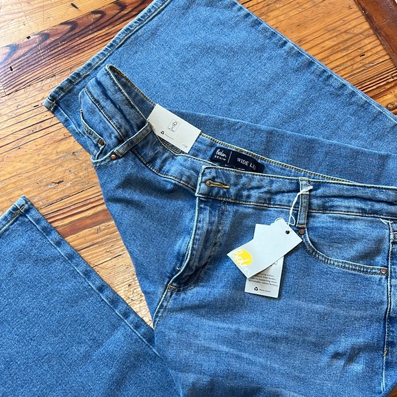 Boden Low Rise Wide Leg Jeans - Picture 6 of 6